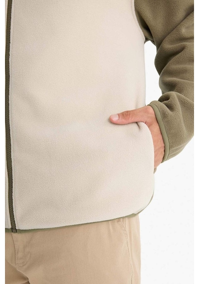 Defacto Relax Fit Yarım Balıkçı Yaka Fermuarlı Polar Hırka F0449ax25aukh401 Haki-kh401 Defacto Relax Fit Yarım Balıkçı Yaka Fermuarlı Polar Hırka F0449ax25aukh401 Haki-kh401