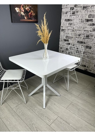 Roma Beyaz Mutfak Yemek Masası Balkon Masası Kavisli Köşe Metal Beyaz Ayak 80 Cm