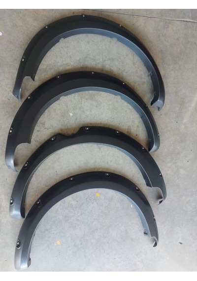 Mitsubishi L200 2007-2009 Kısa Şase Plastik Dodik Seti 4 Parça