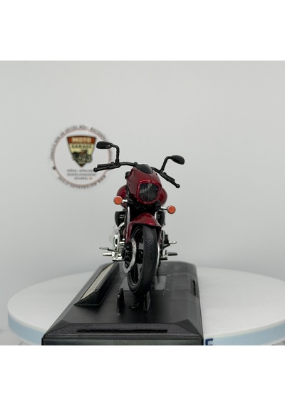 Suzuki Boulevard M90 Cruiser 1:18 Ölçek Diecast Maket