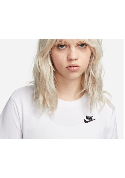 Nike Sportswear Club Essentials Kadın Günlük Tişört Dx7902-100 Beyaz Beyaz