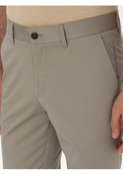 Cacharel Yeşil Slim Fit Pamuk Karışımlı Kanvas Pantolon Yesıl Cacharel Yeşil Slim Fit Pamuk Karışımlı Kanvas Pantolon Yesıl