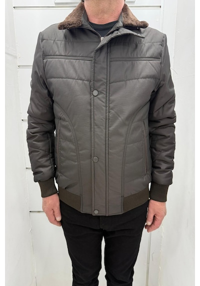 Santa Marco Muratti Dmctekstil Erkek Mrc-377 Hakim Yaka Spor Kesim Dar Kalıp Yakası Kürklü Kışlık Mont Koyu Kahverengi Santa Marco Muratti Dmctekstil Erkek Mrc-377 Hakim Yaka Spor Kesim Dar Kalıp Yakası Kürklü Kışlık Mont Koyu Kahverengi