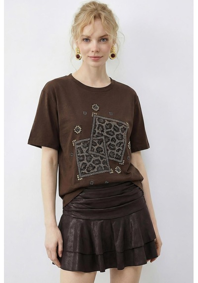 Shade Kadın Taş Baskılı Leopar Desenli Bisiklet Yaka Regular Fit T-shirt 2209 60283975 - Kahverengi