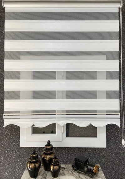 Beyaz Renk Gümüş Sim Detaylı Pliseli Zebra Stor Perde Beyaz - 97252449 Beyaz