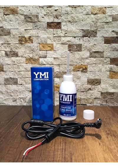Adaptör Açma Sıvısı Ymı Adaptör Kablosu Yanında Adaptör Açma Sıvısı Ymı Adaptör Kablosu Yanında