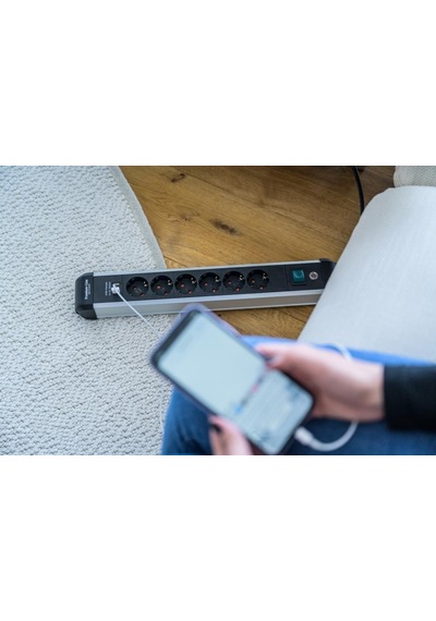Brennenstuhl Premium-alu-line 6 Soketli 2 Adet 3.1 Hızlı Şarj Usb' Li Uzatma Priz Anahtarlı 3 Metre