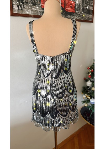 Chica Rosa Fashion Kısa Gümüş Pullu Elbise Gümüş - Siyah