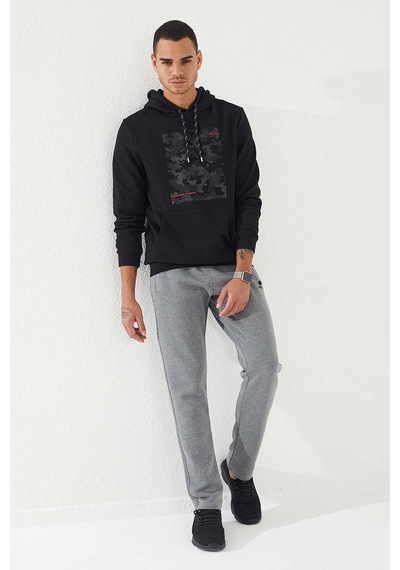 Tommy Life Siyah Kamuflaj Desen Baskılı Standart Kalıp Kapüşonlu Erkek Sweatshirt - 87884 Siyah Tommy Life Siyah Kamuflaj Desen Baskılı Standart Kalıp Kapüşonlu Erkek Sweatshirt - 87884 Siyah