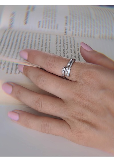 Çapraz Zirkon Taşlı Model Ayarlanabilir Silver Gümüş Renkli Yüzük Silver