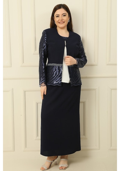 By Saygı İçi Yarım Ay Kol Bluz Pul Nakışişlemeboncuk Detaylı Ceket Etek Astarlı Büyük Beden 3'lü Takım Lacivert By Saygı İçi Yarım Ay Kol Bluz Pul Nakışişlemeboncuk Detaylı Ceket Etek Astarlı Büyük Beden 3'lü Takım Lacivert
