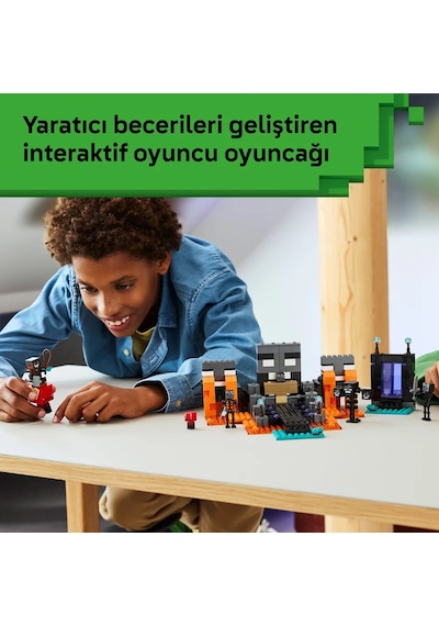 LEGO® Minecraft® Wither Savaşı 21590 - 8 Yaş Üzeri Çocuklar için Eşya Yapma Masası İçeren Yaratıcı Oyuncak Yapım Seti (494 Parça)