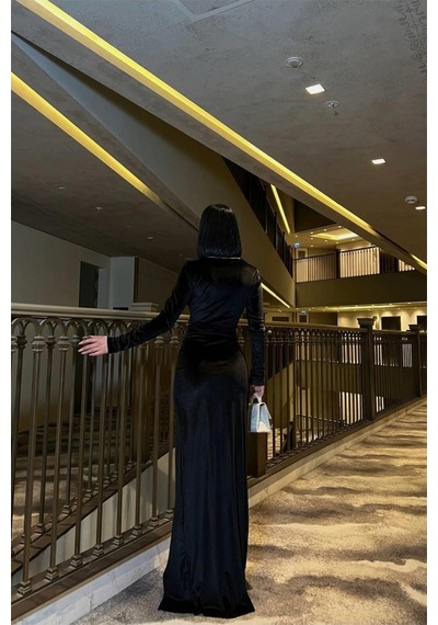 DefyModa Kadın Trend Model Esnek Kadife Kumaş V Yaka Yırtmaçlı Abiye Elbise Siyah