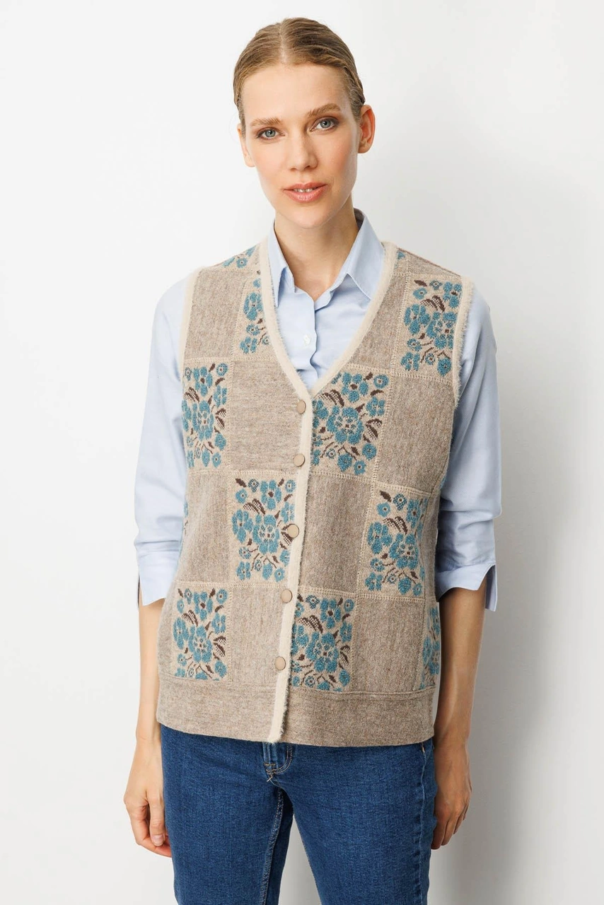 Desen Triko Kadın Pıtırcık Çiçekli Patchwork Keçe Yün Yelek Bej M.yeşili Bej M.yeşili Desen Triko Kadın Pıtırcık Çiçekli Patchwork Keçe Yün Yelek Bej M.yeşili Bej M.yeşili