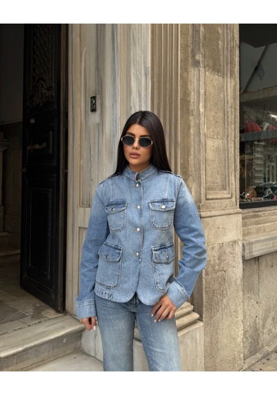 Out Of Standart Kadın Regular Fit Düğme Detaylı Denim Ceket İce Blue