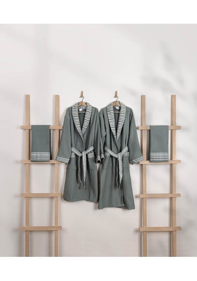 Limira 4'lü Set Yeşil Pamuk 2 Bornoz 1 S-m - 1 L-xl 2 Çeyiz Havlu 50x90 2240 Yeşil