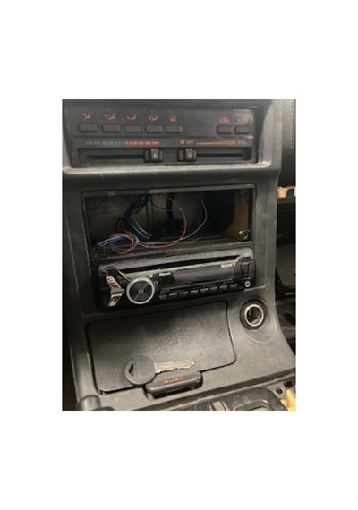 1989-1991 Mazda Rx-7 Radyo Montaj Plakası
