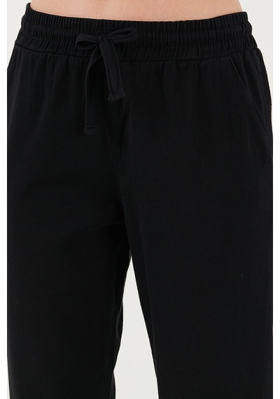 Lela Pamuklu Normal Bel Regular Fit Düz Paça Bayan Pantolon 668Yp42282S4 Siyah