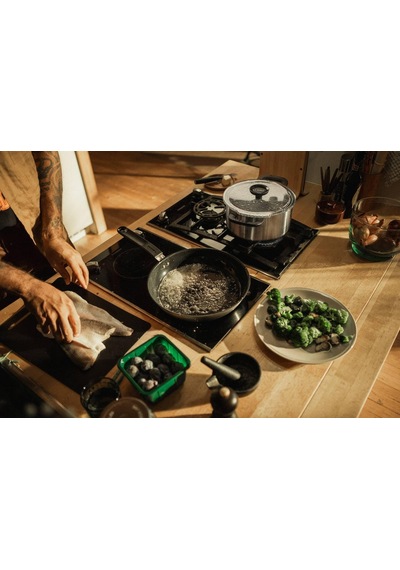Fiskars Gryte Kapaklı, 3 Litre, Çap 22,5 Cm, Güveç Tenceresi, Tüm Diğer