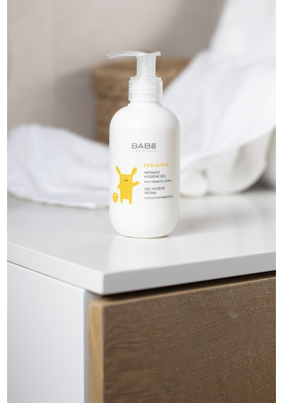 Babe Pediatric Intimate Hygiene Gel 200 ML - Bebek ve Çocuklar için Genital Bölge Yıkama Jeli