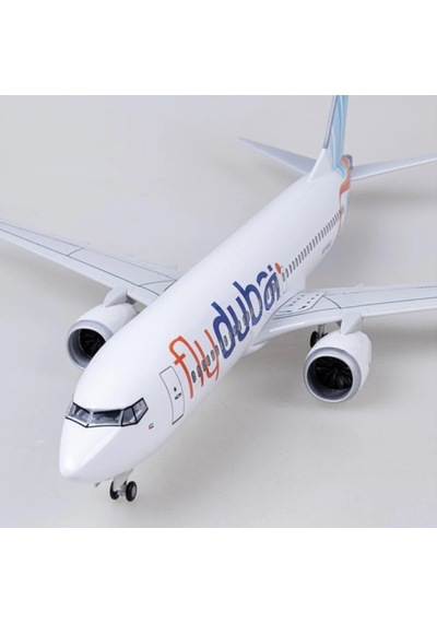 Fly Dubai Boeing 737 Max Yolcu Uçağı Model Uçak 1/80 Ölçek 47cm