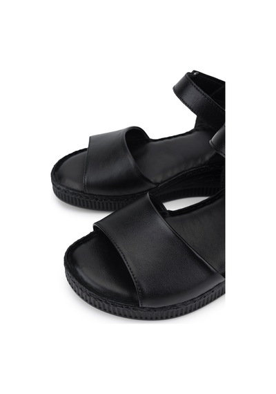 Tamer Tanca Kadın Hakiki Deri Siyah Deri Comfort Sandalet 1107 108 Bn Sndlt Y25 Sıyah Dr Siyah Tamer Tanca Kadın Hakiki Deri Siyah Deri Comfort Sandalet 1107 108 Bn Sndlt Y25 Sıyah Dr Siyah