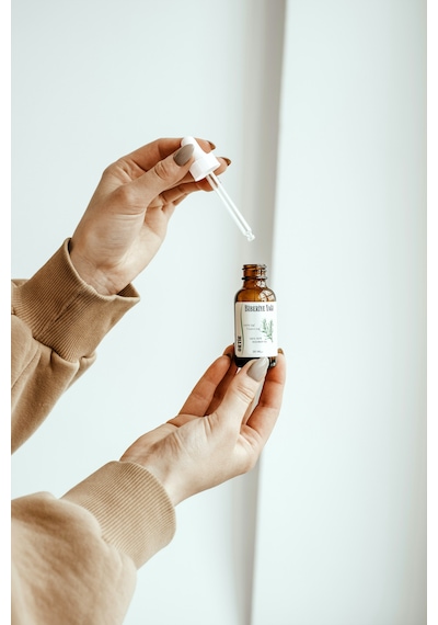 Biberiye Yağı 30 Ml 100% Saf Ve Doğal Saç Bakım Yağı Hızlı Uzamaya Yardımcı Yağ