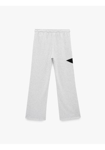 Koton Cep Detaylı Beli Bağcıklı Yıldız Aplikeli Oversize Geniş Paça Eşofman Altı Kar Melanj 6sal40051ık Gri Melanj Koton Cep Detaylı Beli Bağcıklı Yıldız Aplikeli Oversize Geniş Paça Eşofman Altı Kar Melanj 6sal40051ık Gri Melanj