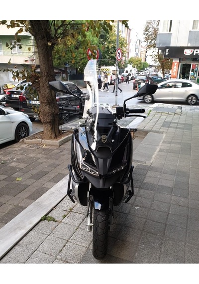 Motocam Barossa Adv 125 Ön Cam 2025-2026 Model 57cm Şeffaf Renkli 4mm Sportif