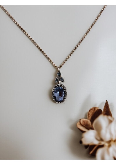 Kristal Taşlı Oval Kesim Kolye Gri