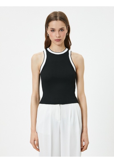 Koton Fitilli Atlet Halter Yaka Beyaz Çizgi Detaylı Siyah 4sak30042ht 4SAK30042HT999