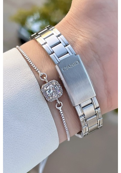 Casio Csıste76 Kadın Kol Saati