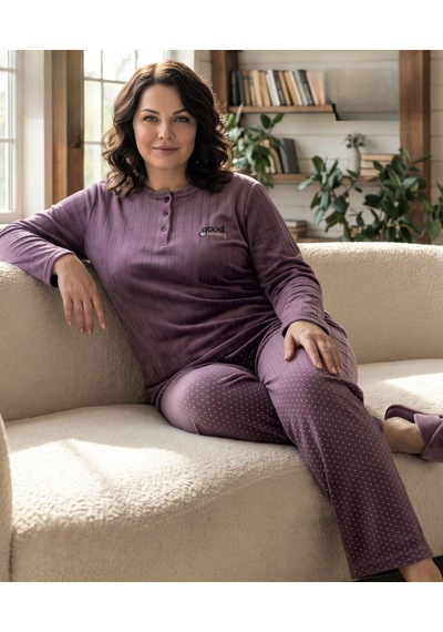 Lana Kadın Battal Pamuk Likralı Raporlu İnterlok Kışlık Pijama Takımı 245/10 - 1 Adet Mürdüm Lana Kadın Battal Pamuk Likralı Raporlu İnterlok Kışlık Pijama Takımı 245/10 - 1 Adet Mürdüm