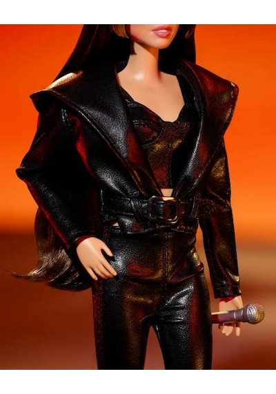 Barbie Signature Miley Cyrus JJY05