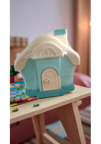 Ev Şeklinde Büyük Kumbara Kilitli 20 Cm