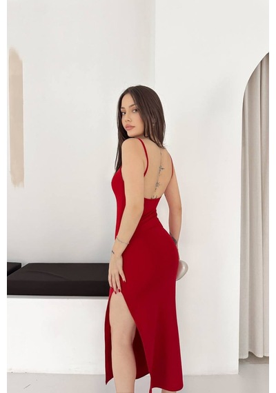 Tarz Cool Kadın Askılı Uzun Elbise Slim Fit Vücuda Oturan Yırtmaçlı Kırmızı