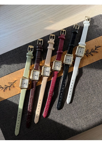 Retro Minimal Deri Kordon Vintage Kadın Kol Saati Bordo Kordon Altın 04596052