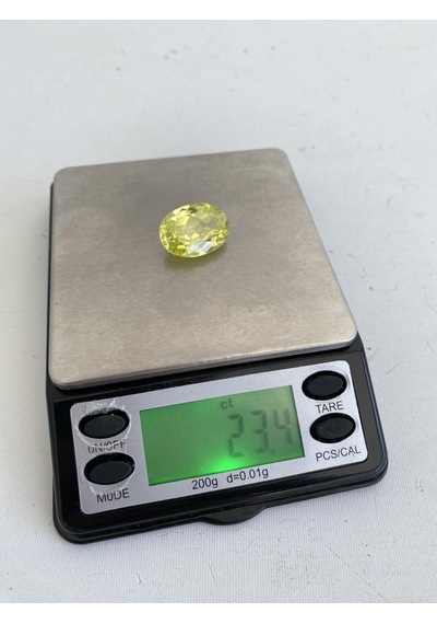 Faset Kesim Sarı Safir Taşı 23,4 Karat