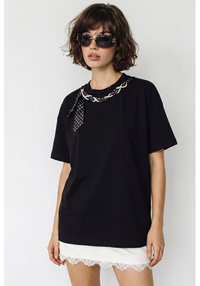 Kadın Fular Ve İnci Detaylı Bisiklet Yaka Oversize Basic T-shirt 360096 60286358 - Siyah
