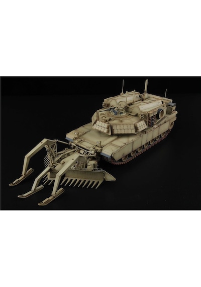 Rfm 5011 1/35 Ölçek, M1 Abv Mayın Temizleme Aparatlı, Taarruz İhlal Tankı, Plastik Model Kiti-55492