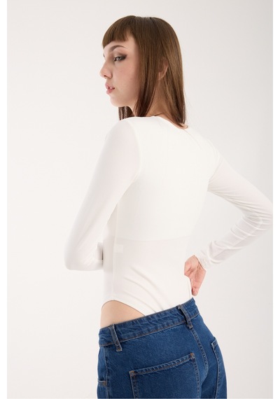 Gugus Kadın Bisiklet Yaka Uzun Kollu Çıtçıtlı/zıbın Body Beyazz