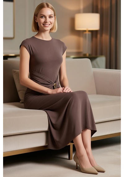 Benerly Kadın Kolsuz Bisiklet Yaka Midi Elbise Aksesuar Detaylı Bodycon K Kahverengi