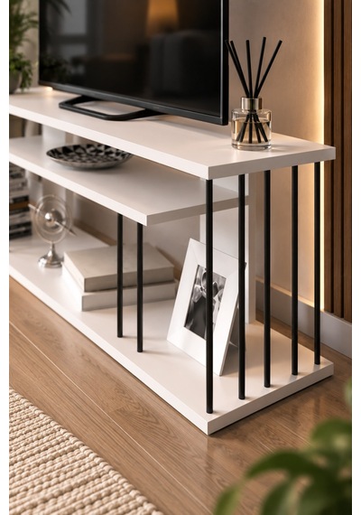 Sulorahome Beyaz Tv Ünitesi 140 Cm Raflı Metal Detaylı Tasarım