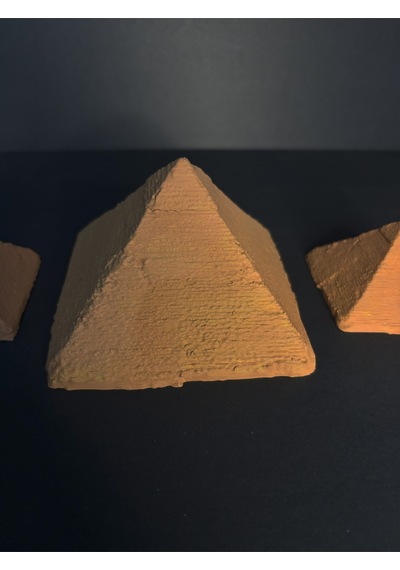 Dekoratif Altın Piramit Seti 3'lü Mısır Temalı Masaüstü Obje