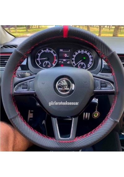 Skoda Scala Dikmeli Direksiyon Kılıfı Alkantra Karbon Kırmızı