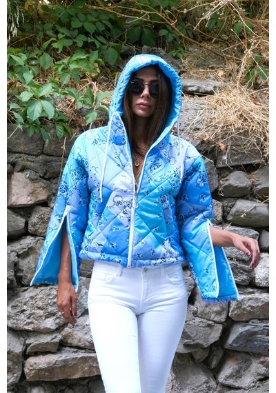 Keyifli Moda Kadın Mavi Desenli Kapüşonlu Kolları Fermuarlı Kısa Şişme Mont - S-m Mavi