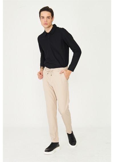 Bej Beli Bağcıklı Modern Kesim Jogger Pantolon Bej