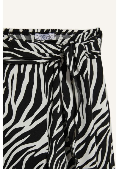 Defacto Fitted Zebra Desenli İspanyol Paça Pantolon G2988ax25wnbk81 Siyah