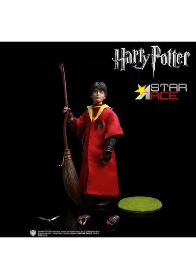 Harry Potter Quidditch Version Sixth Scale Figure