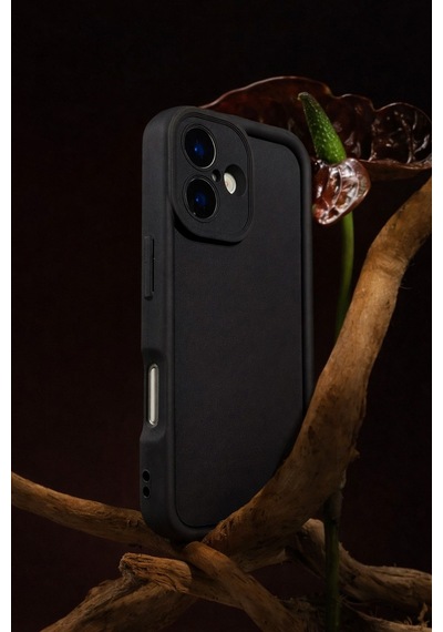 Apple iPhone 16 Uyumlu Kamera Çıkıntılı Mat Silikon Telefon Kılıfı Resimdeki